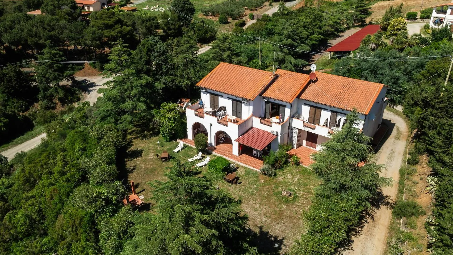Apartment Residence I Due Golfi - Goelba Lacona