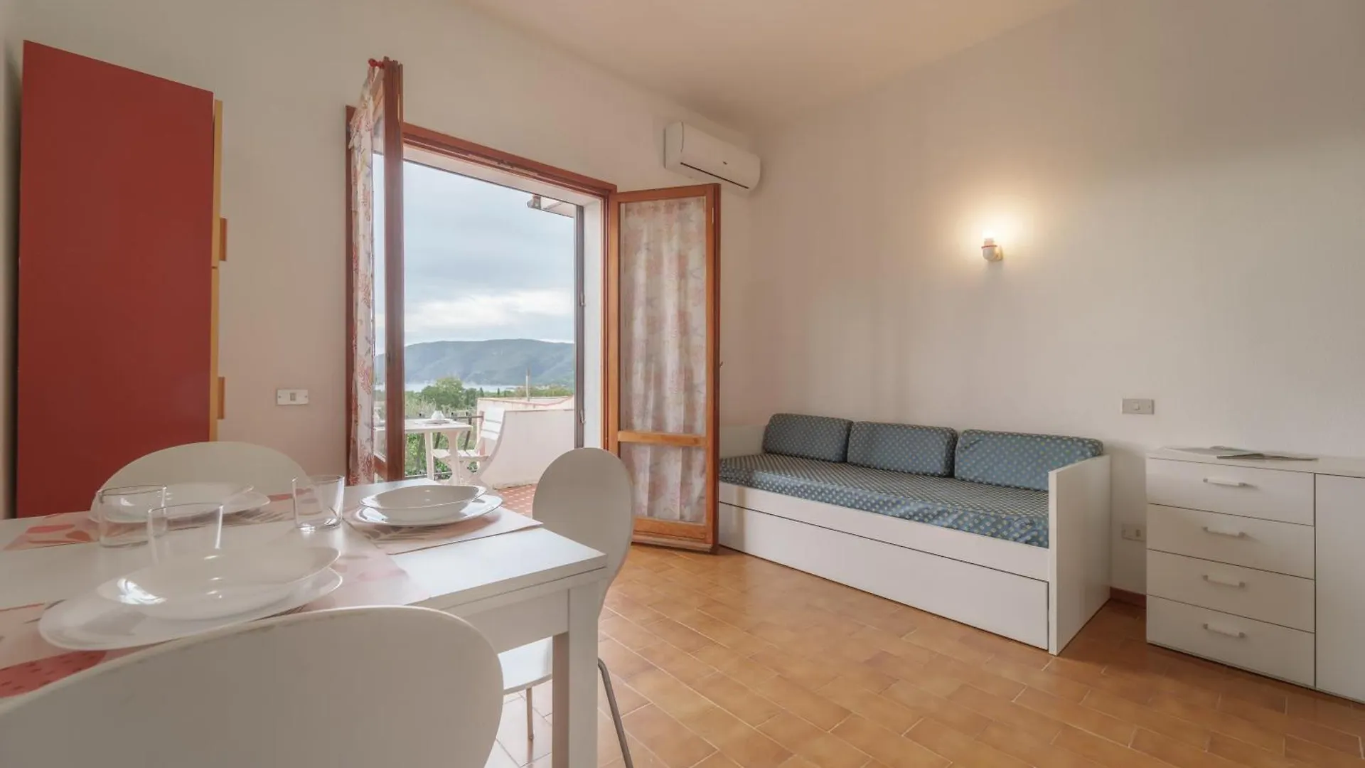 Apartment Residence I Due Golfi - Goelba Lacona Italy