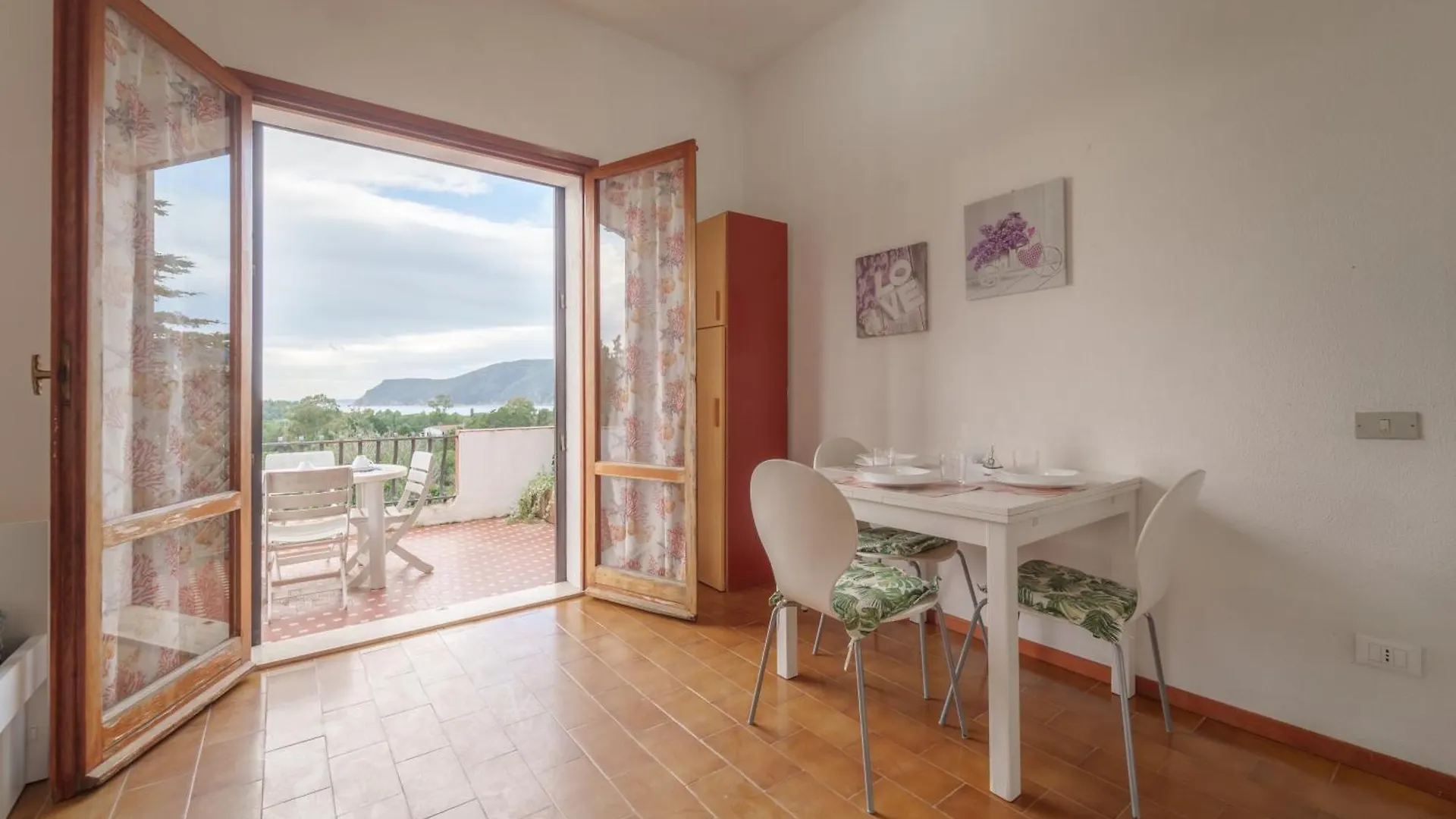 Apartment Residence I Due Golfi - Goelba Lacona