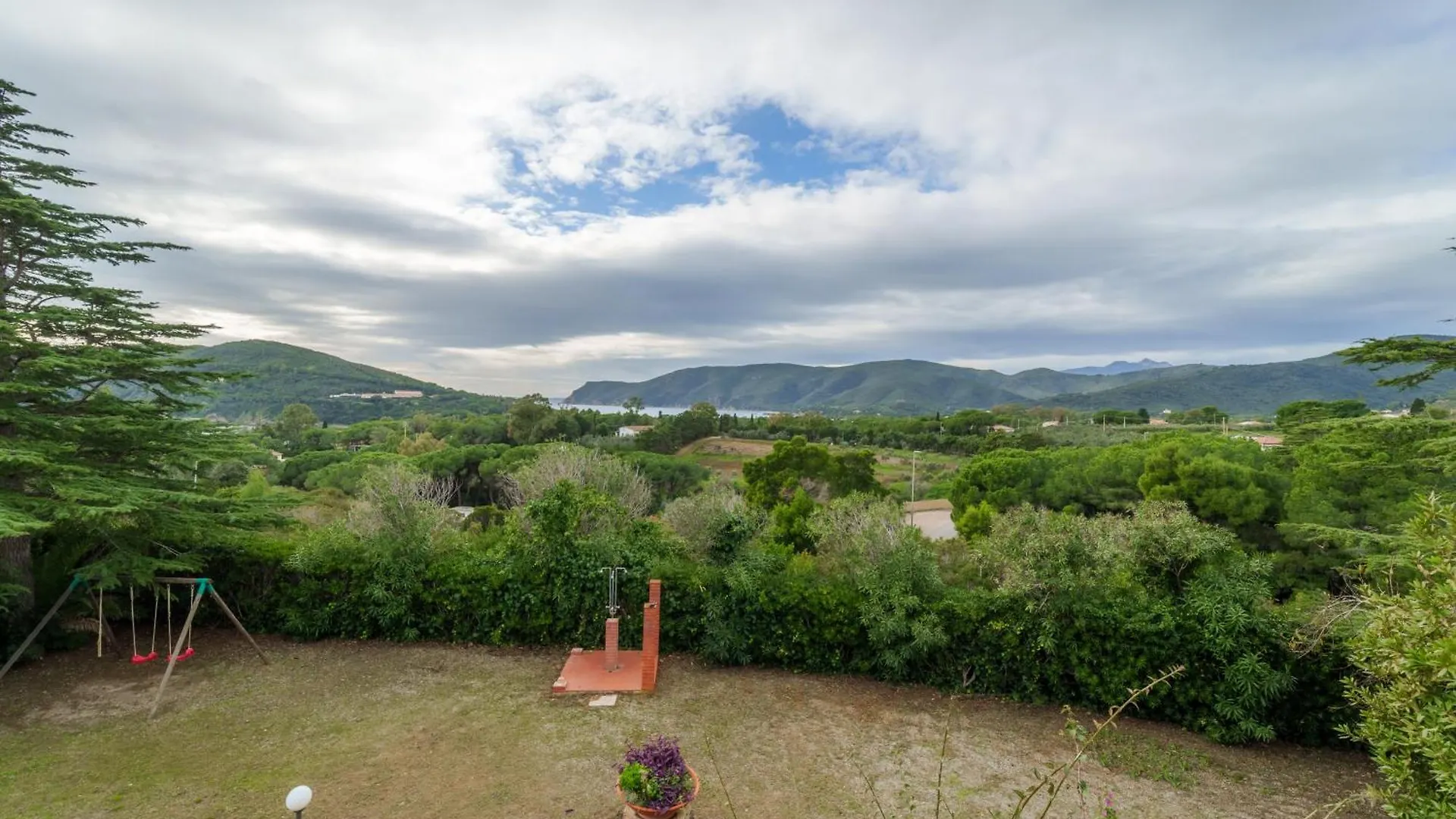 Apartment Residence I Due Golfi - Goelba Lacona Italy